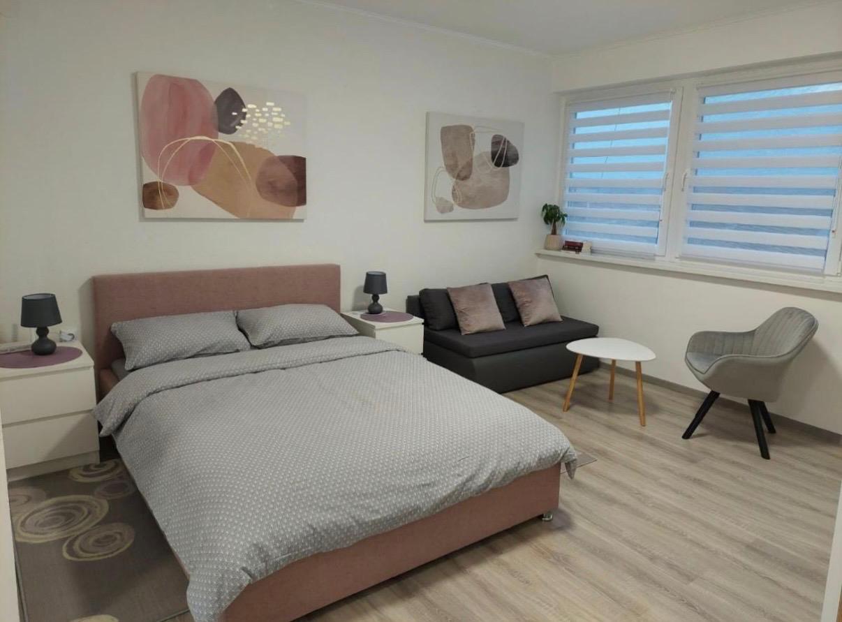 Studio apartman Tara